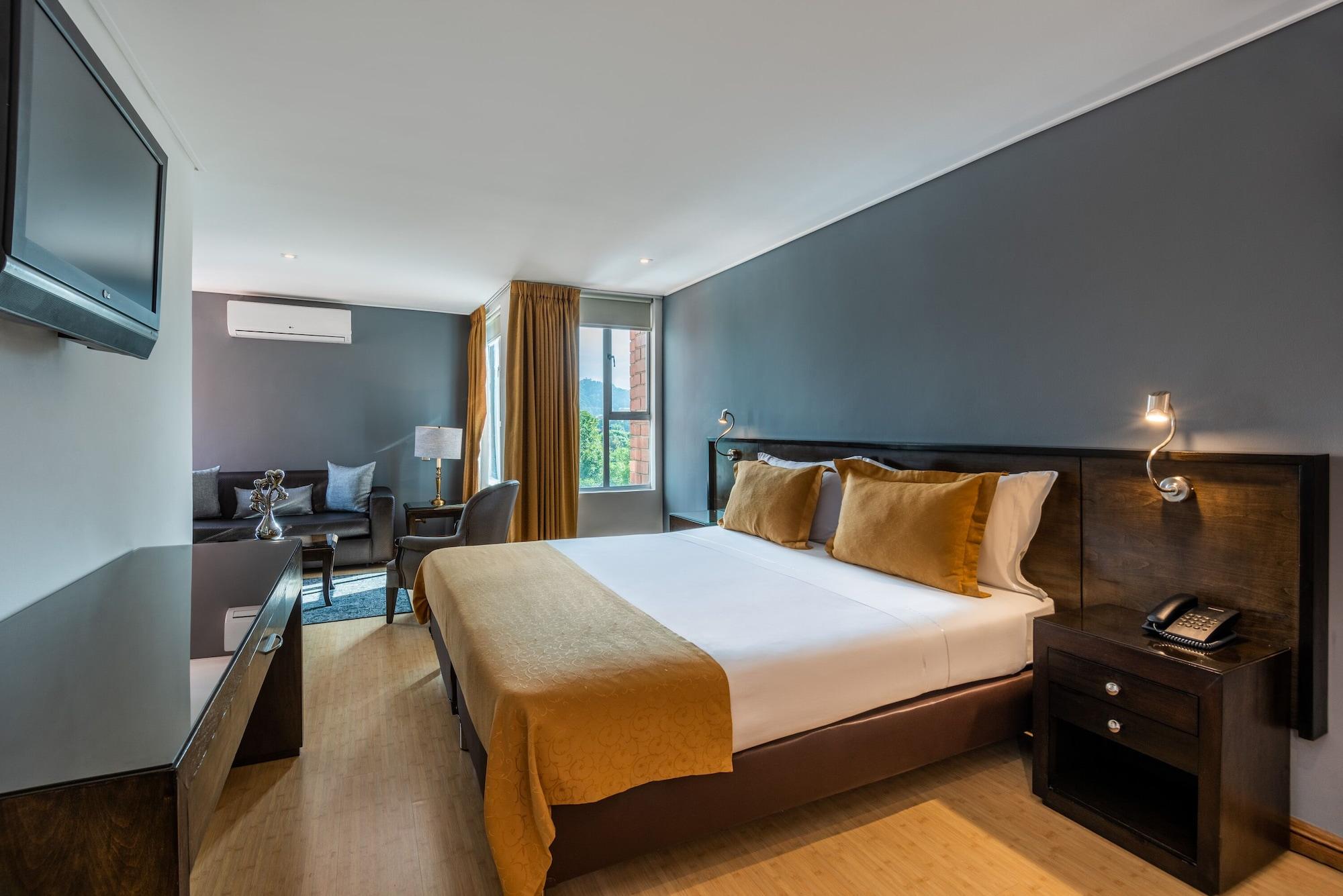 Hotel Egina Medellin Bagian luar foto