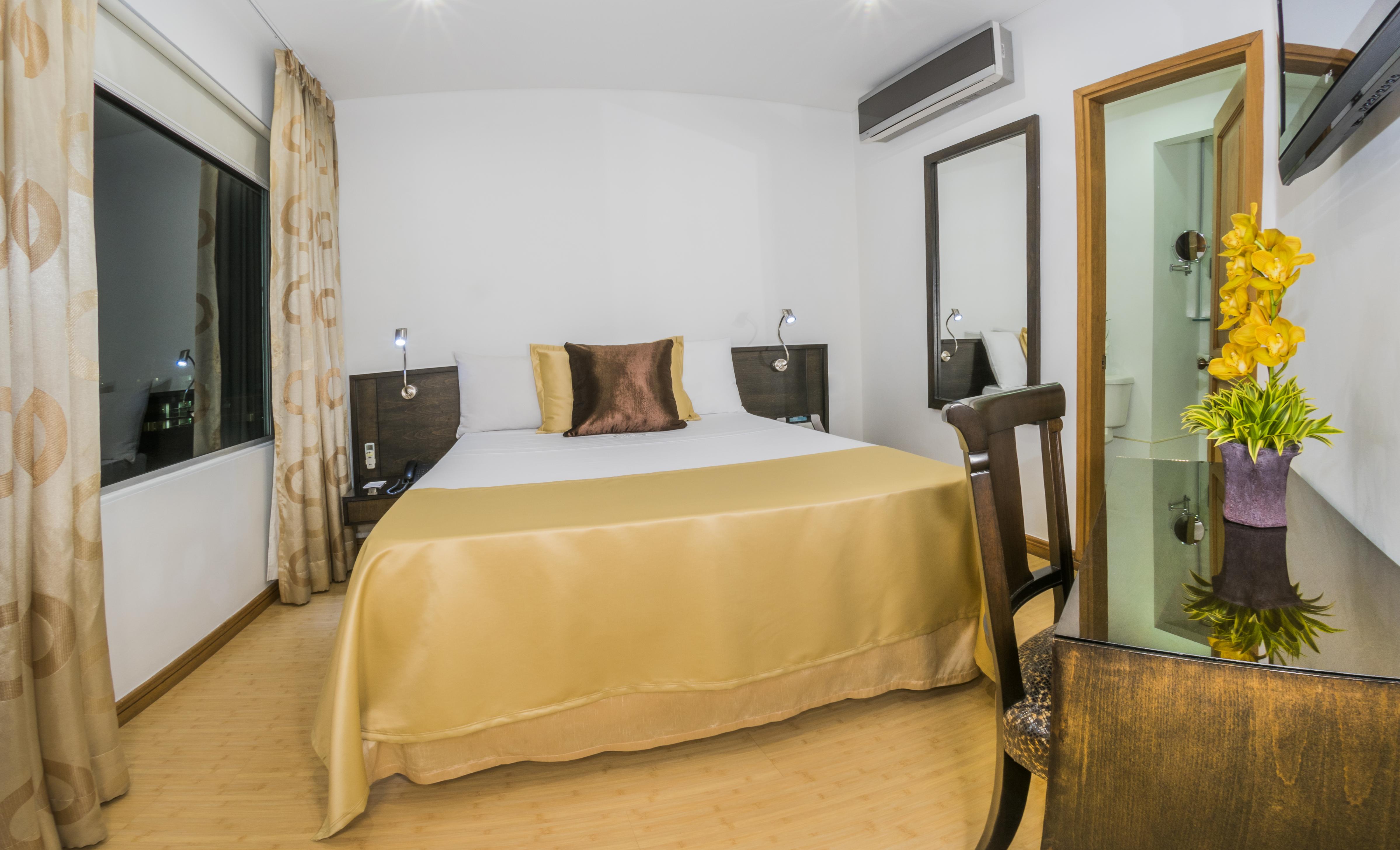 Hotel Egina Medellin Bagian luar foto