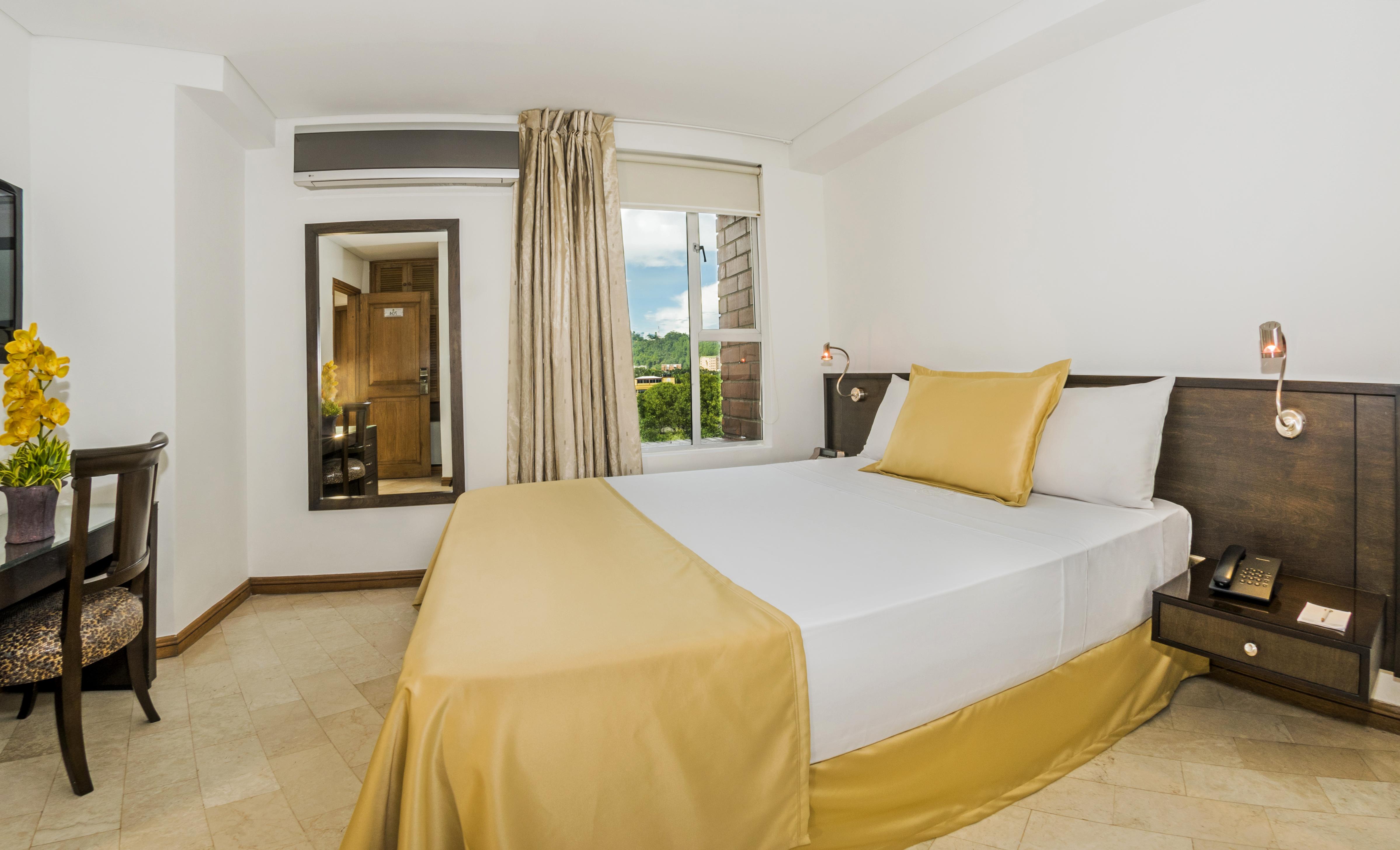 Hotel Egina Medellin Bagian luar foto