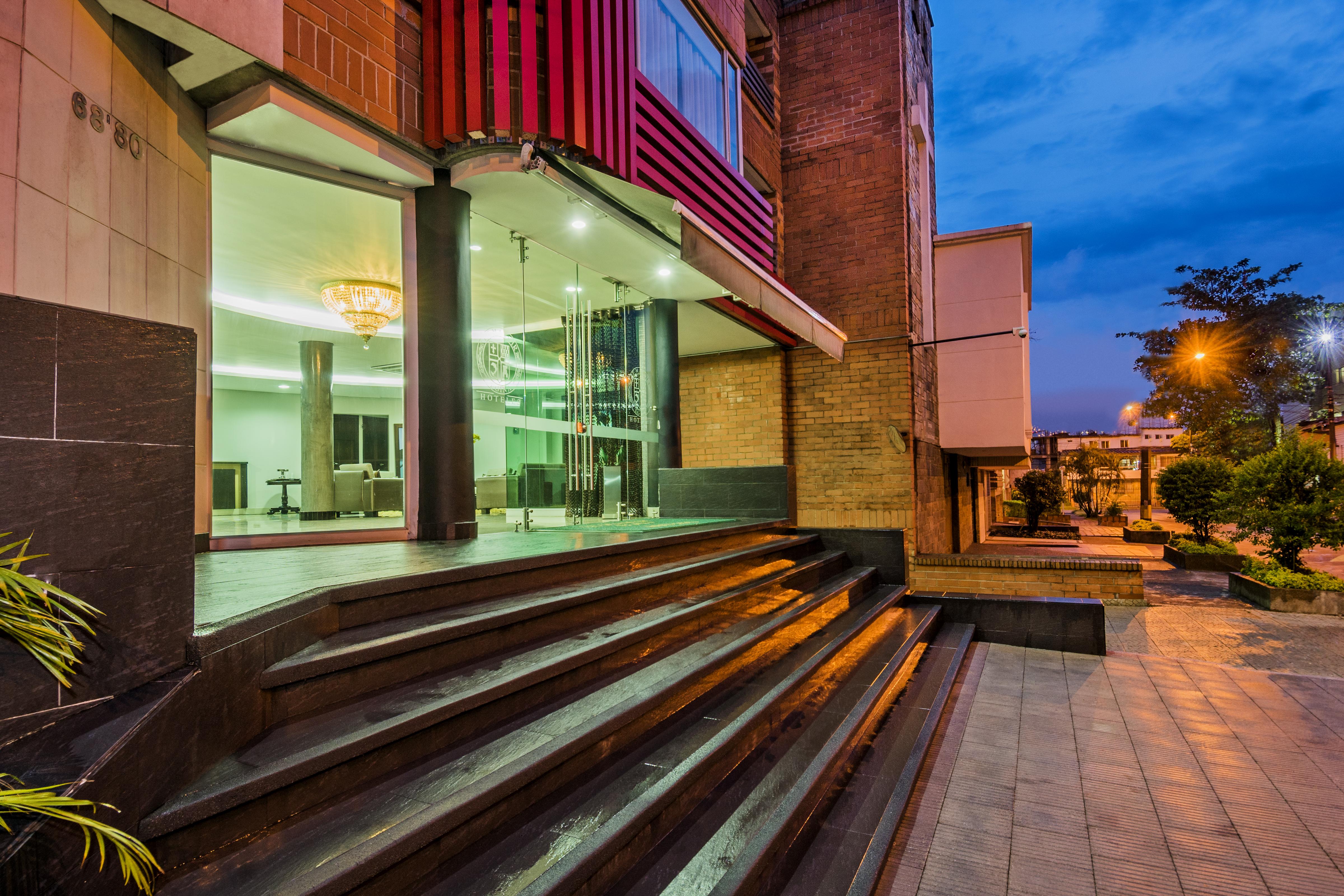 Hotel Egina Medellin Bagian luar foto